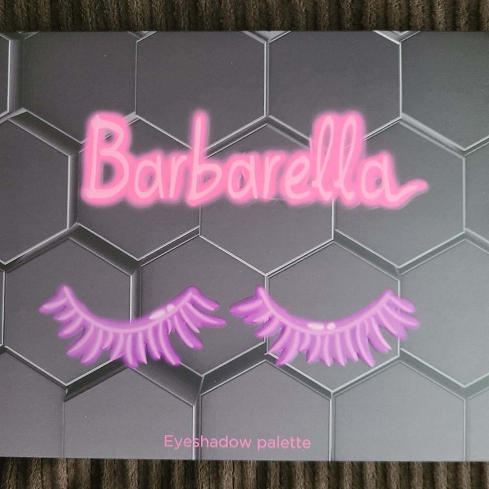 Barbarella eyeshadow palette